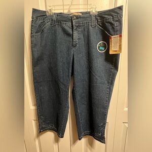 NWT JMS capris